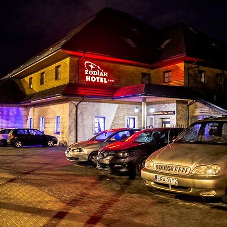 Hotel Zodiak Radomsko Exteriér fotografie
